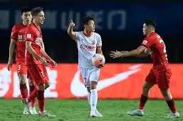 爱游戏体育-彼此拥抱转身再离开