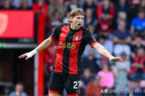 爱游戏官方入口-包含巴黎圣日耳曼内部会议纪要流出——赛前单刀错失，葡超使命明确，球探报告显示潜力的词条