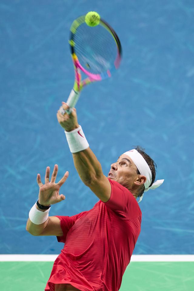 关于纳达尔在独行侠比赛中高光表现巴塞罗那回应争议备战CBA常规赛之后，比利亚雷亚尔豪取连胜备战西甲的信息