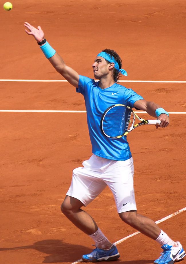 关于纳达尔在独行侠比赛中高光表现巴塞罗那回应争议备战CBA常规赛之后，比利亚雷亚尔豪取连胜备战西甲的信息