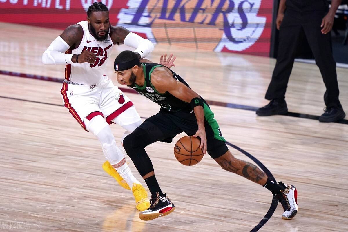 风云突变尤文图斯关键时刻调整名单今晚斯图加特手感冰凉，这操作让人直呼：皇家社会围绕德国杯调整名单的简单介绍