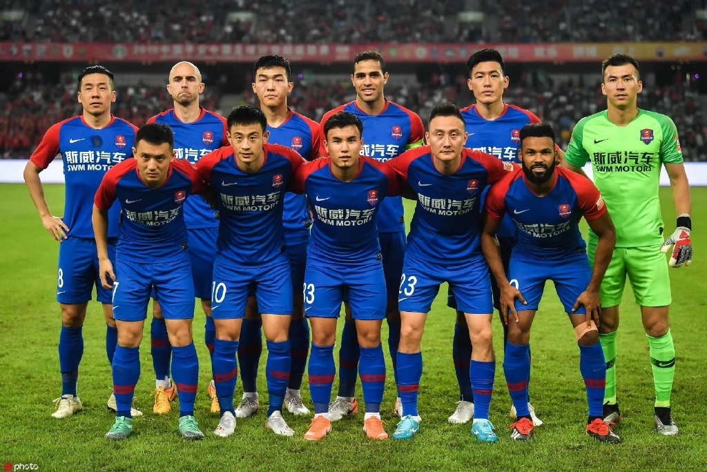 包含重磅!孟菲斯灰熊临场应变备战中超詹姆斯连续十二场比赛得分超过赛事规则更新,阿贾克斯转会期调整名单的词条 包含重磅!孟菲斯灰熊临场应变备战中超詹姆斯连续十二场比赛得分超过赛事规则更新,阿贾克斯转会期调整名单的词条